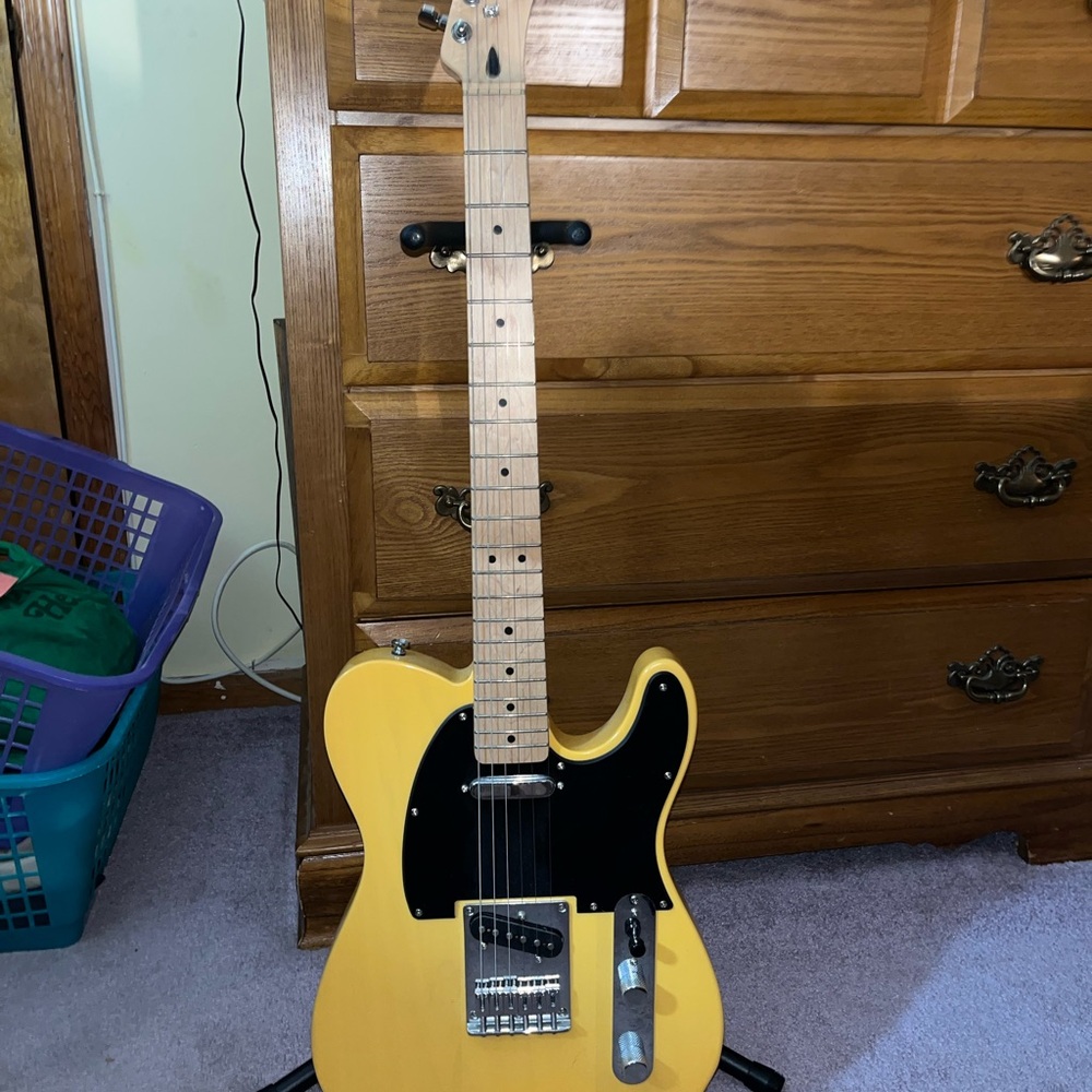 Squier Sonic Telecaster Electric Guitar - Butterscotch Blonde